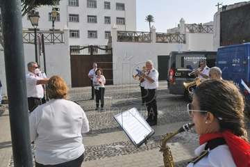Homenaje de la Banda Municipal de Música a la Policía Local y Policía Nacional  (Foto Francisco Javier Santana)